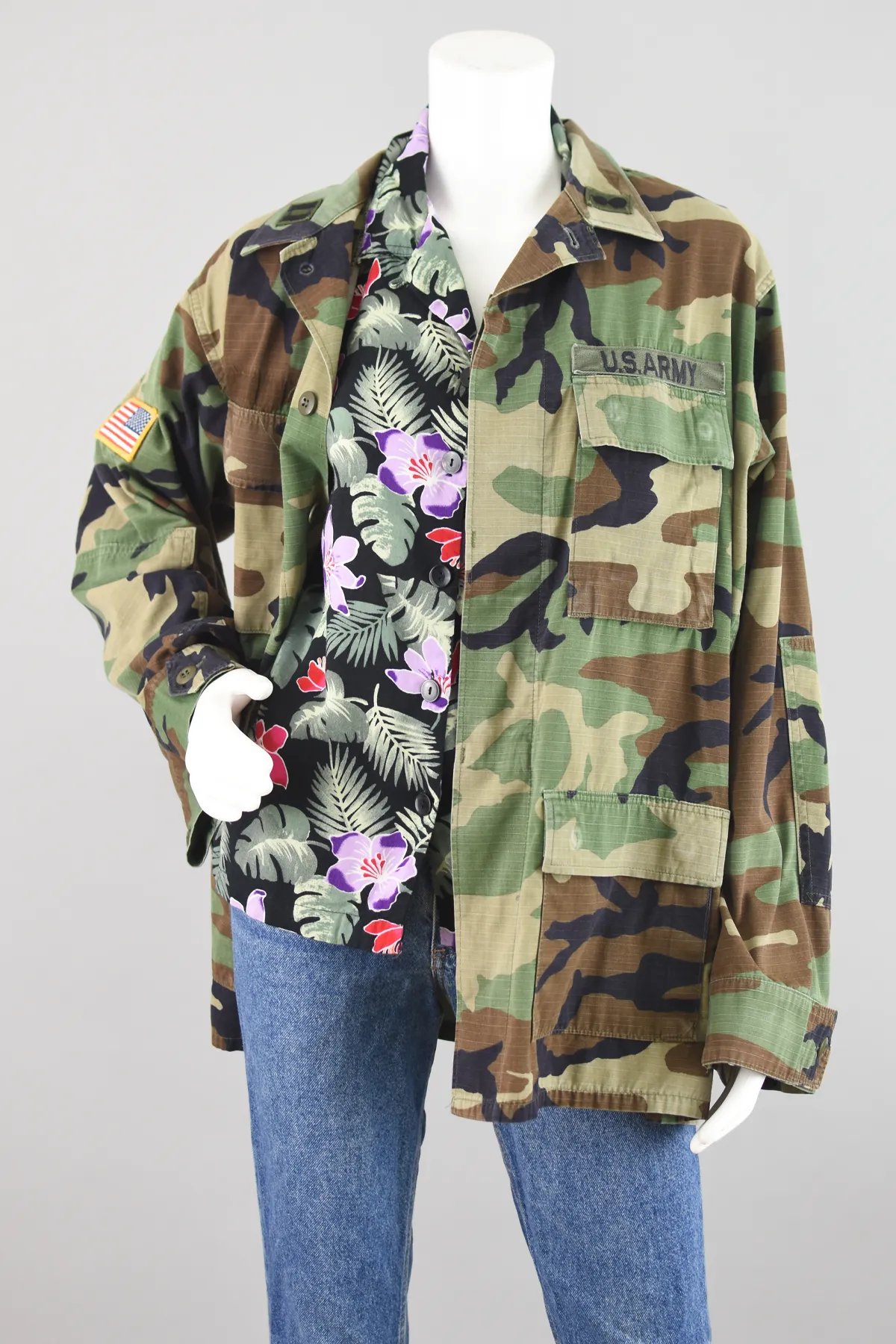 90s Distressed Army Camouflage Jacket, Men's Medium Long