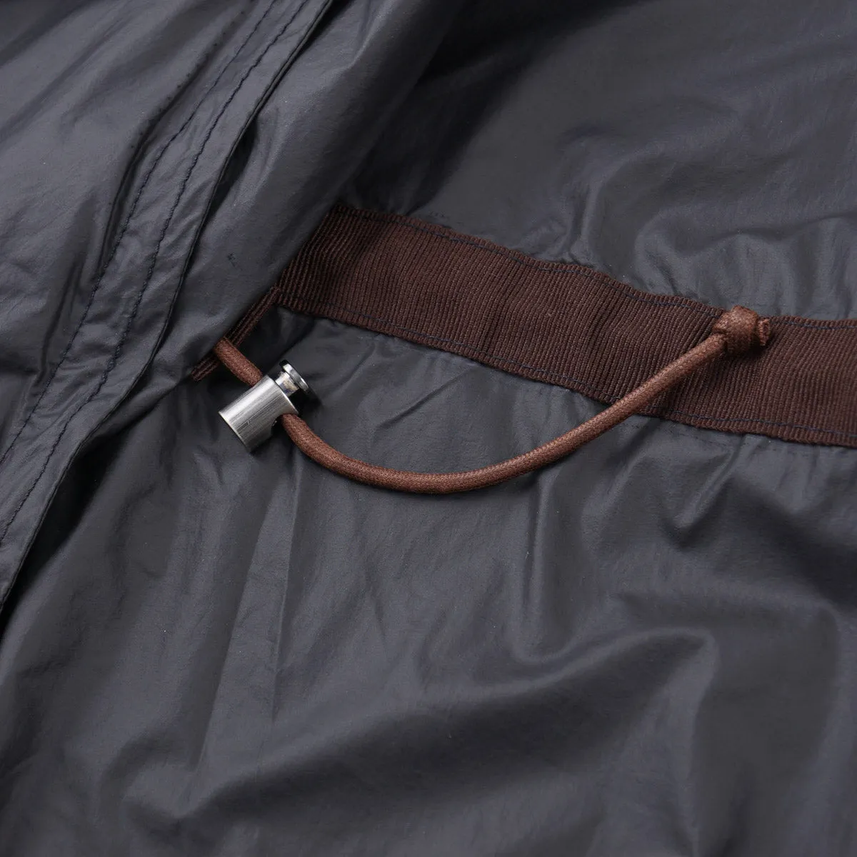 Manto Lightweight Hooded Rain Parka