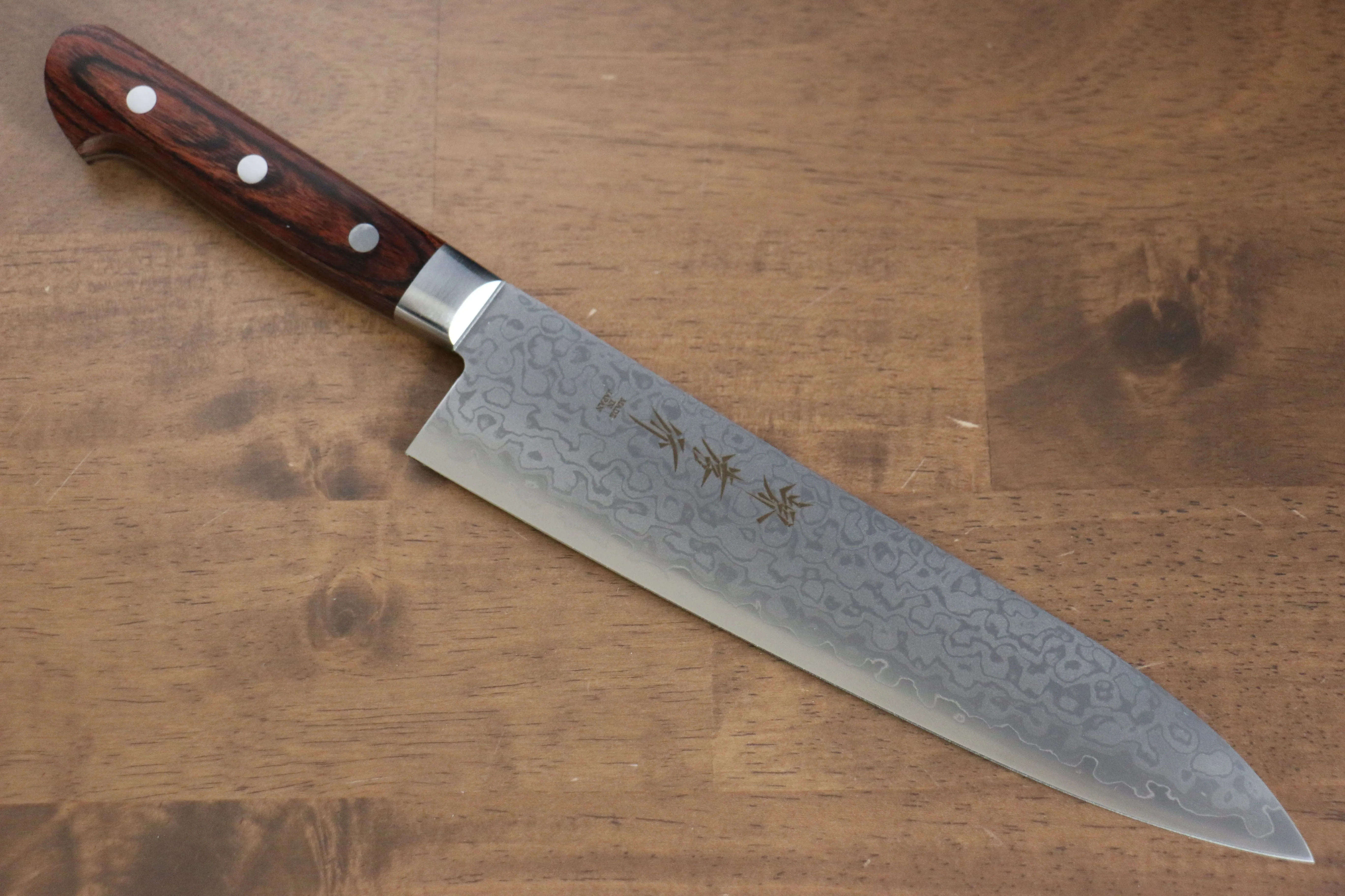 Sakai Takayuki VG10 17 Layer Damascus Mirrored Finish Gyuto 210mm