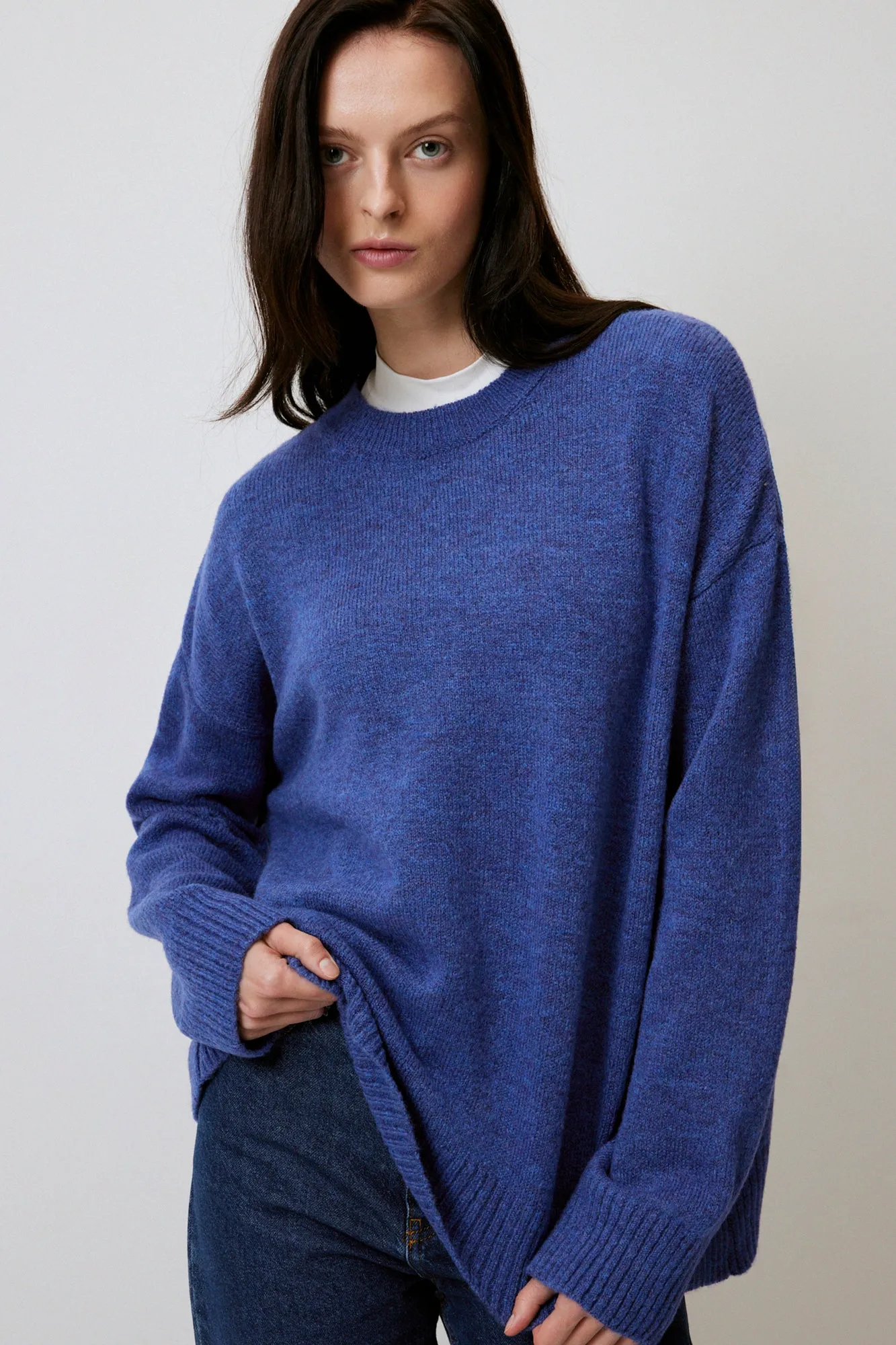 SOLID COLOR OVERSIZE SWEATER