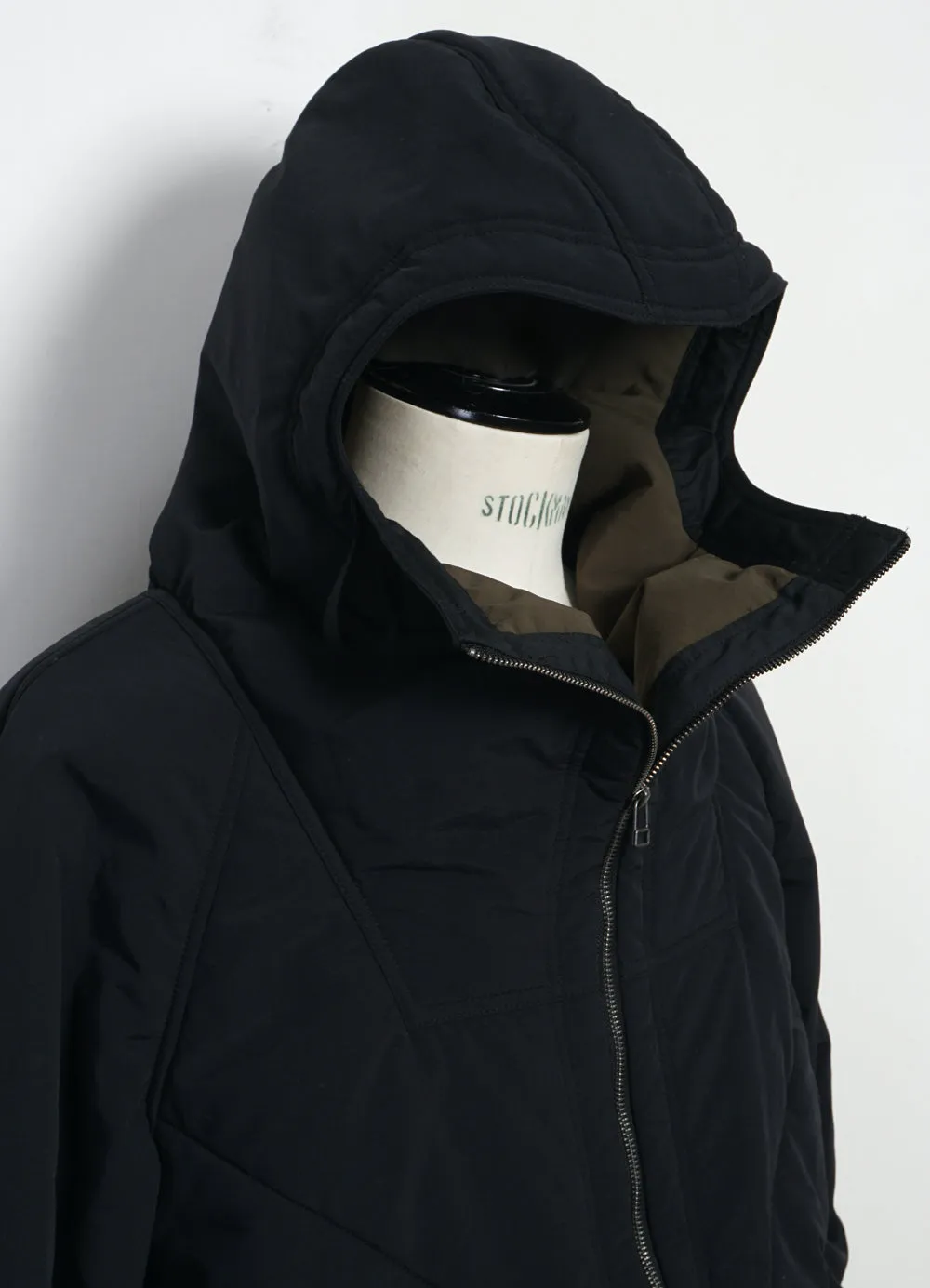 THOMAS 28-23-2 | Loose Padded Hood Jacket | Padded Black